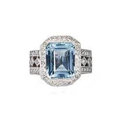 Gorgeous Estate 6.55ct Emerald Cut Aquamarine & Diamond Ring