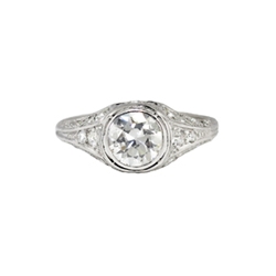 Vintage 1940's .91ct t.w. Old Transitional Cut Diamond Engagement Anniversary Ring Platinum
