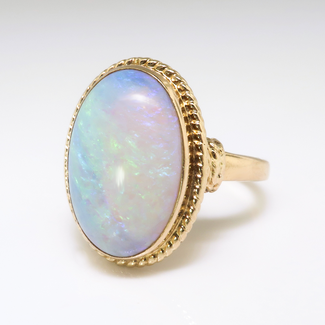 Trend4us Heart-Cut Opal Vintage Sterling Silver Solitaire Ring