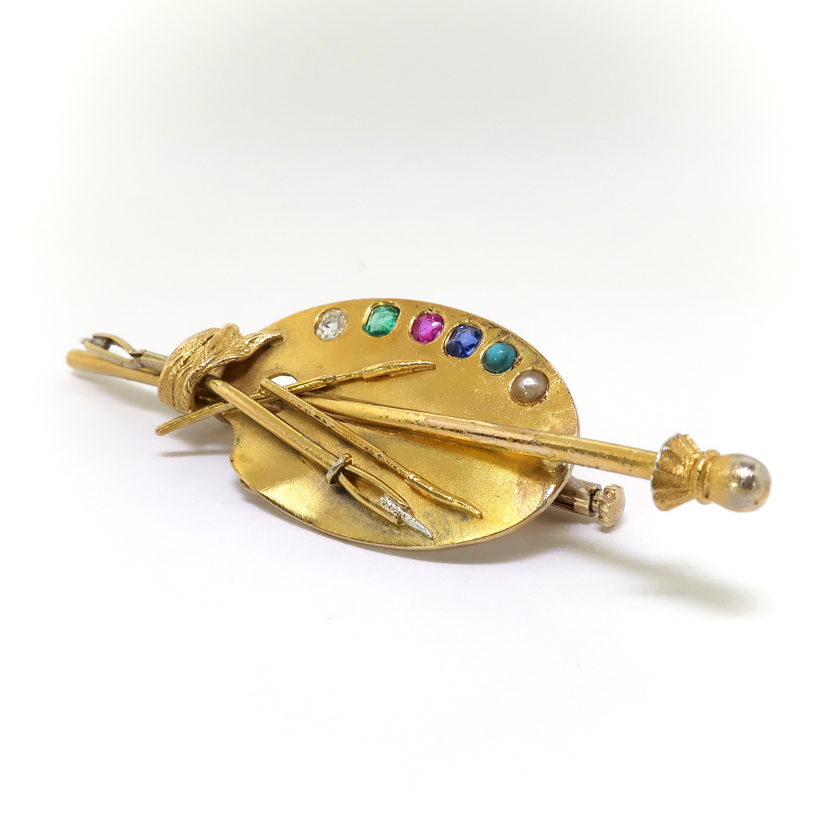 Palette brooch deals