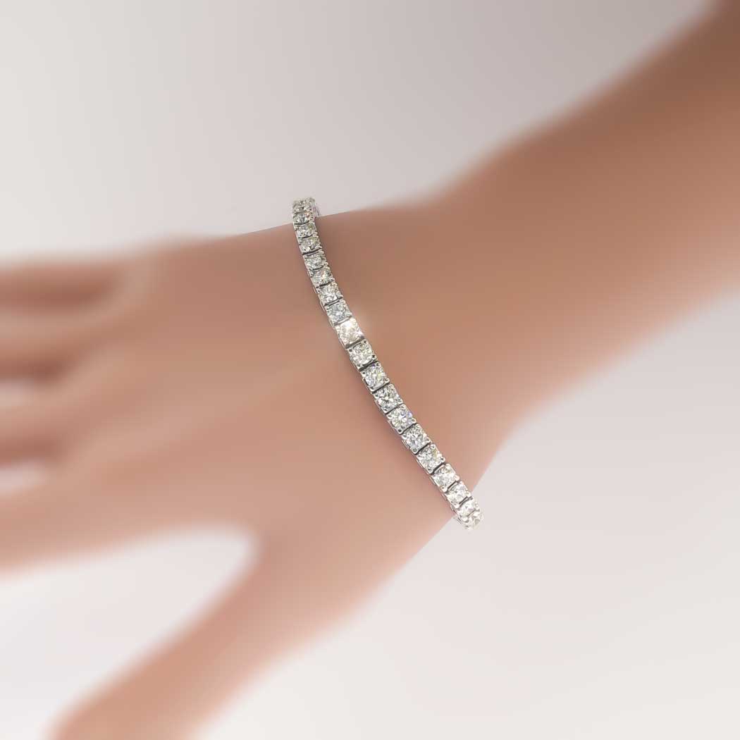 8ct diamond hotsell tennis bracelet