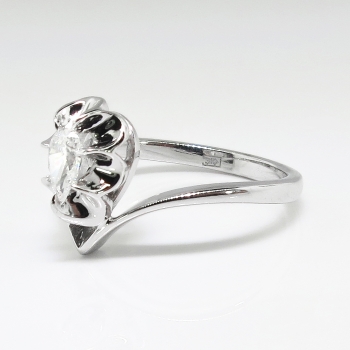 ring solitaire buttercup pear 18k graduation engagement anniversary diamond gold 1970