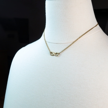 tiffany estate 18k infinity inches pendant yellow gold